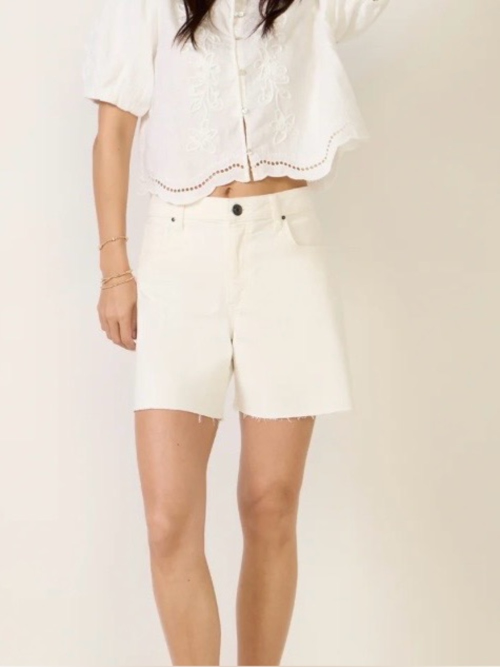 Kut from the Kloth Hailey 6" shorts